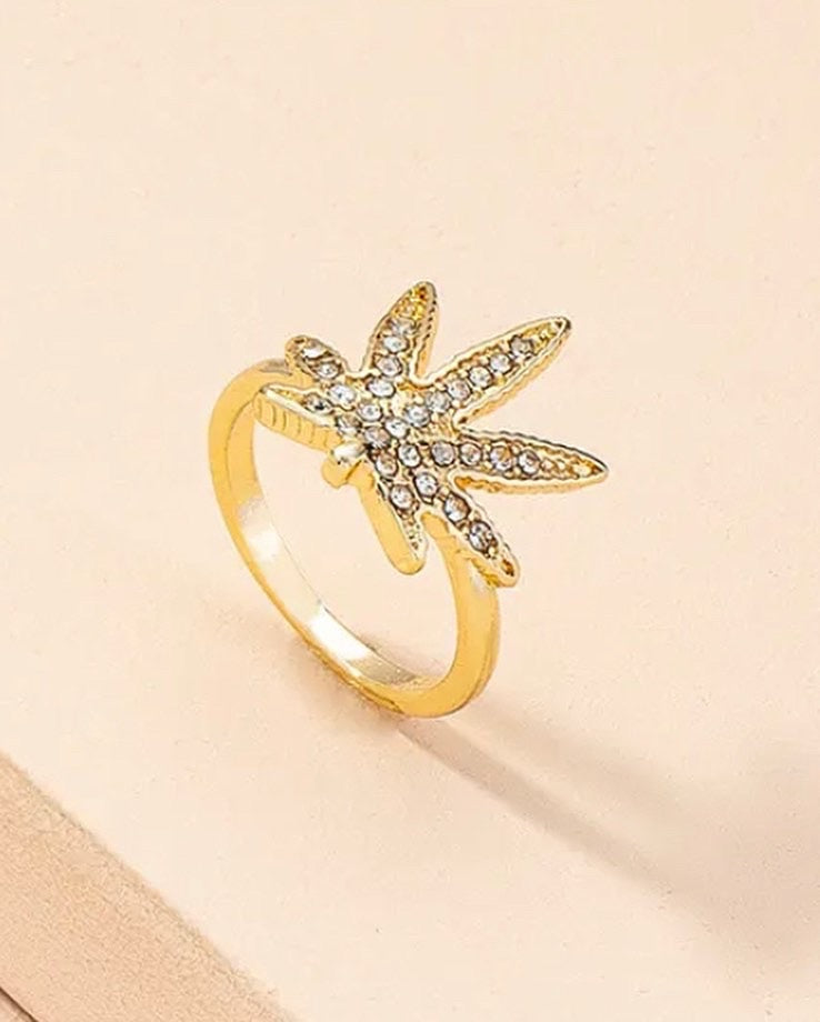 Hemp Leaf Ring
