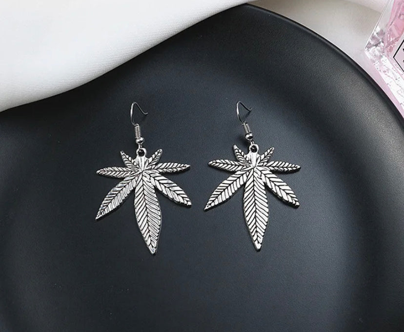 Hemp Leaf Earrings